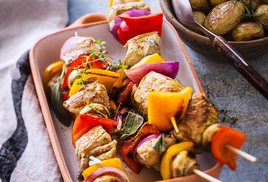 Pinchos de Cerdo con Verduras Pinchos de Cerdo con Verduras