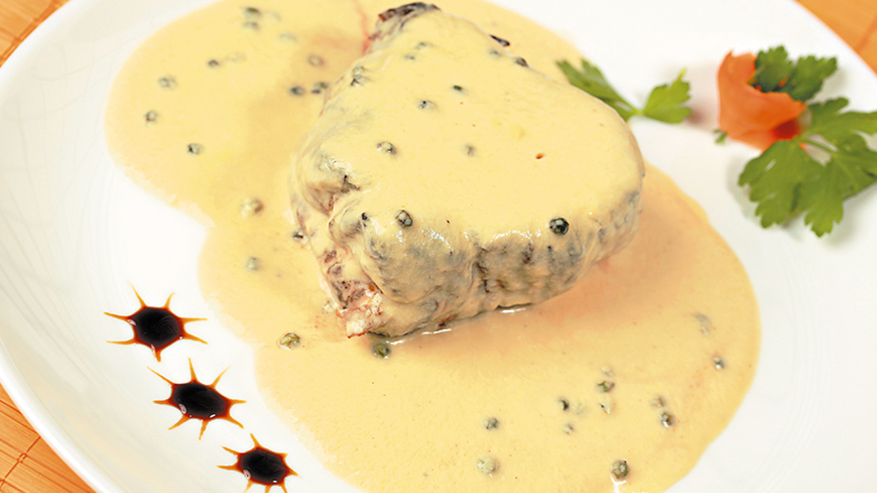 Medallones de Cerdo en Salsa de Pimienta