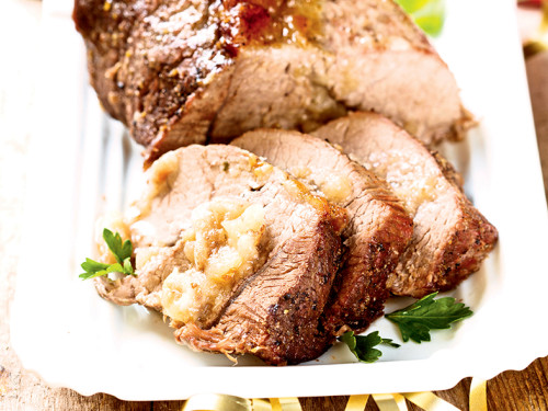 Lomito Relleno de Nueces y Puré de manzana