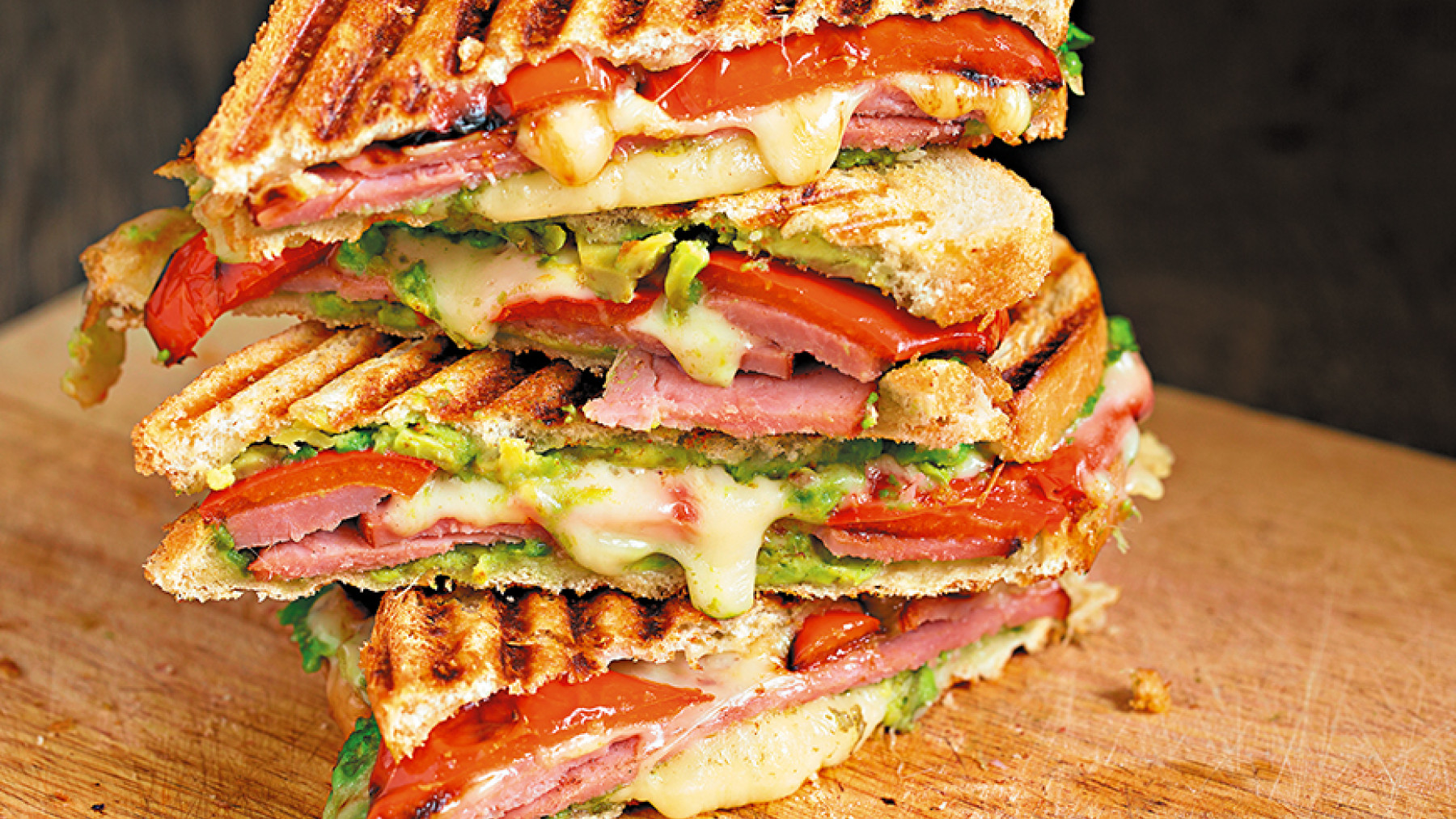 Sandwich de Cerdo, Queso y Guacamole