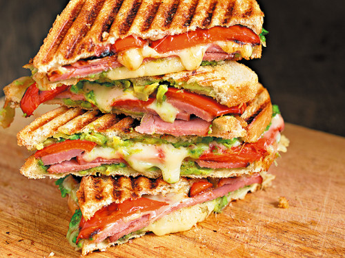 Sandwich de Cerdo, Queso y Guacamole