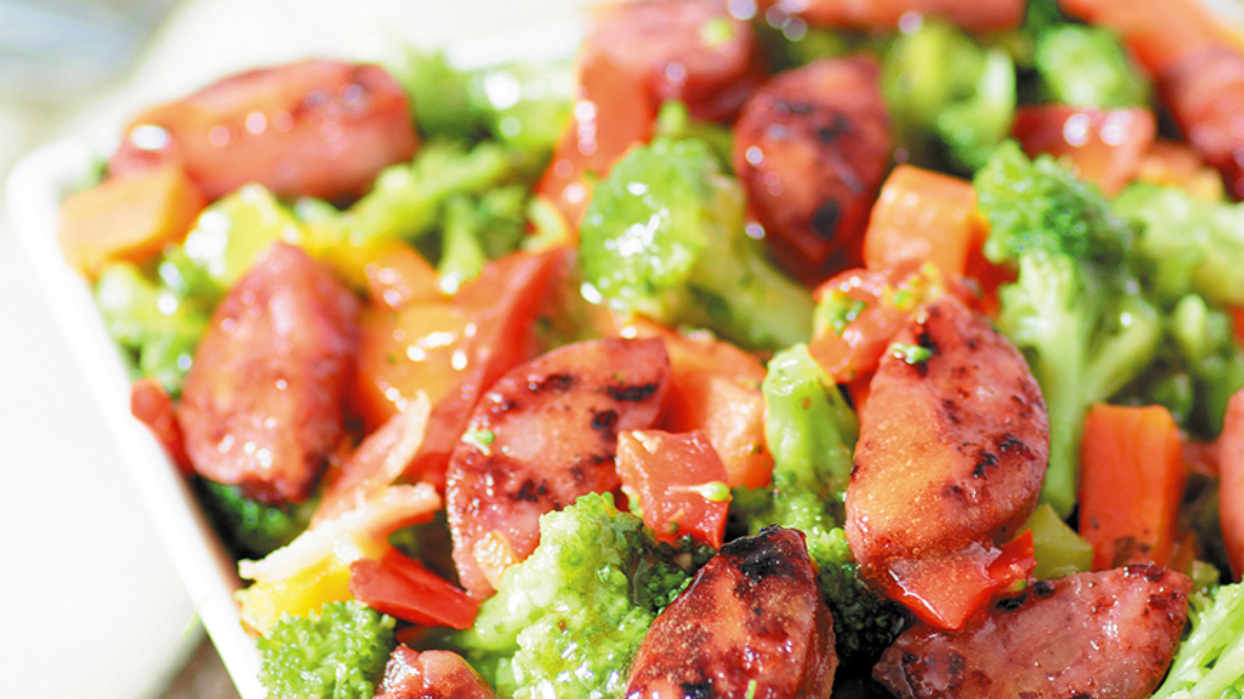 Ensalada con Salchicha