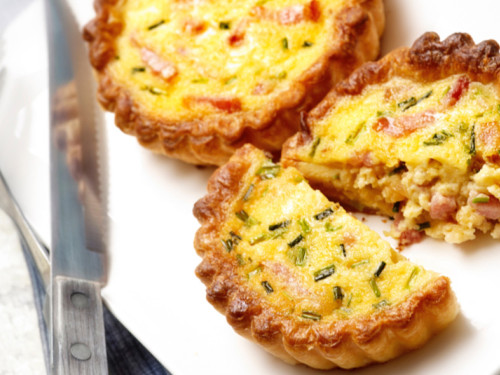 Mini Quiches de Huevo, Queso y Longaniza