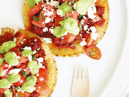 Tostadas de Chorizo con Guacamole
