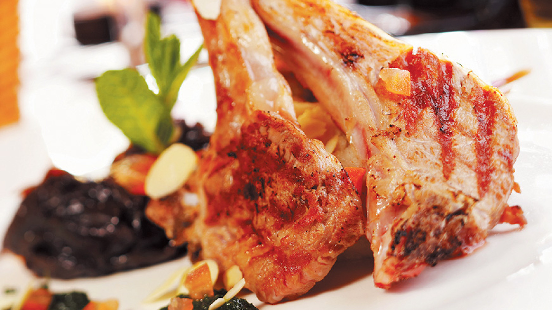 Chuleta Tomahawk al Pesto