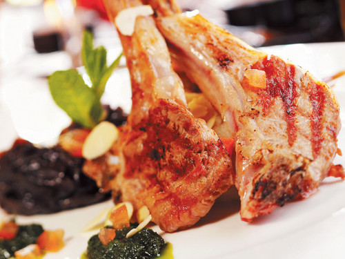 Chuleta Tomahawk al Pesto