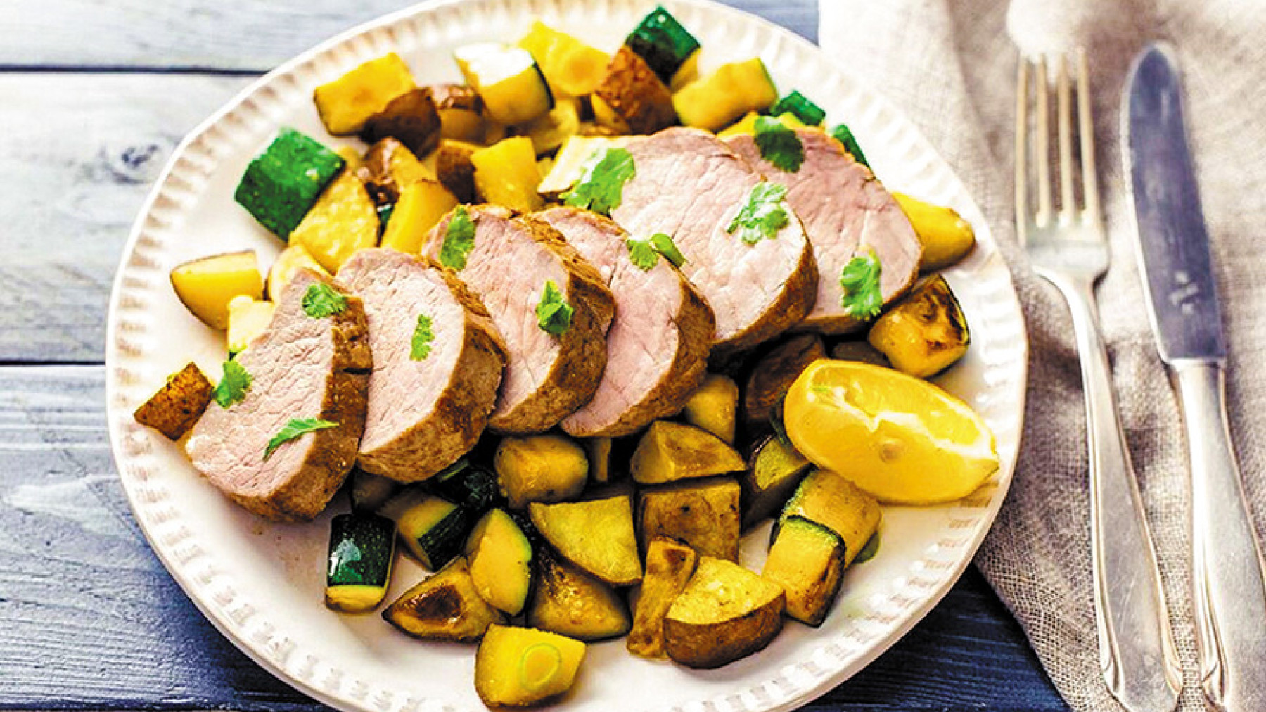 Lomo de cerdo a la mediterranea con vegetales