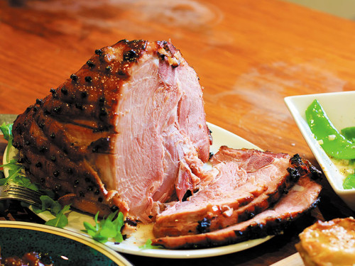 Jamón con adobo de piña y menta