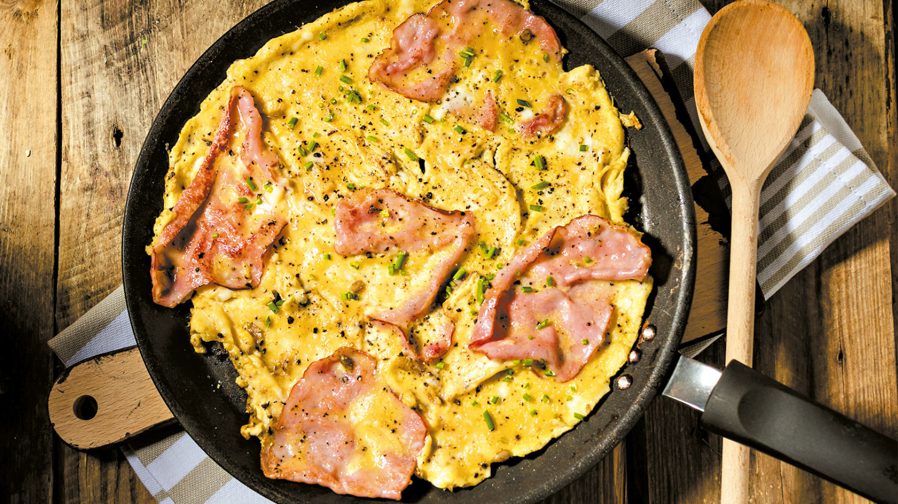 Omelette con Jamón Ahumado