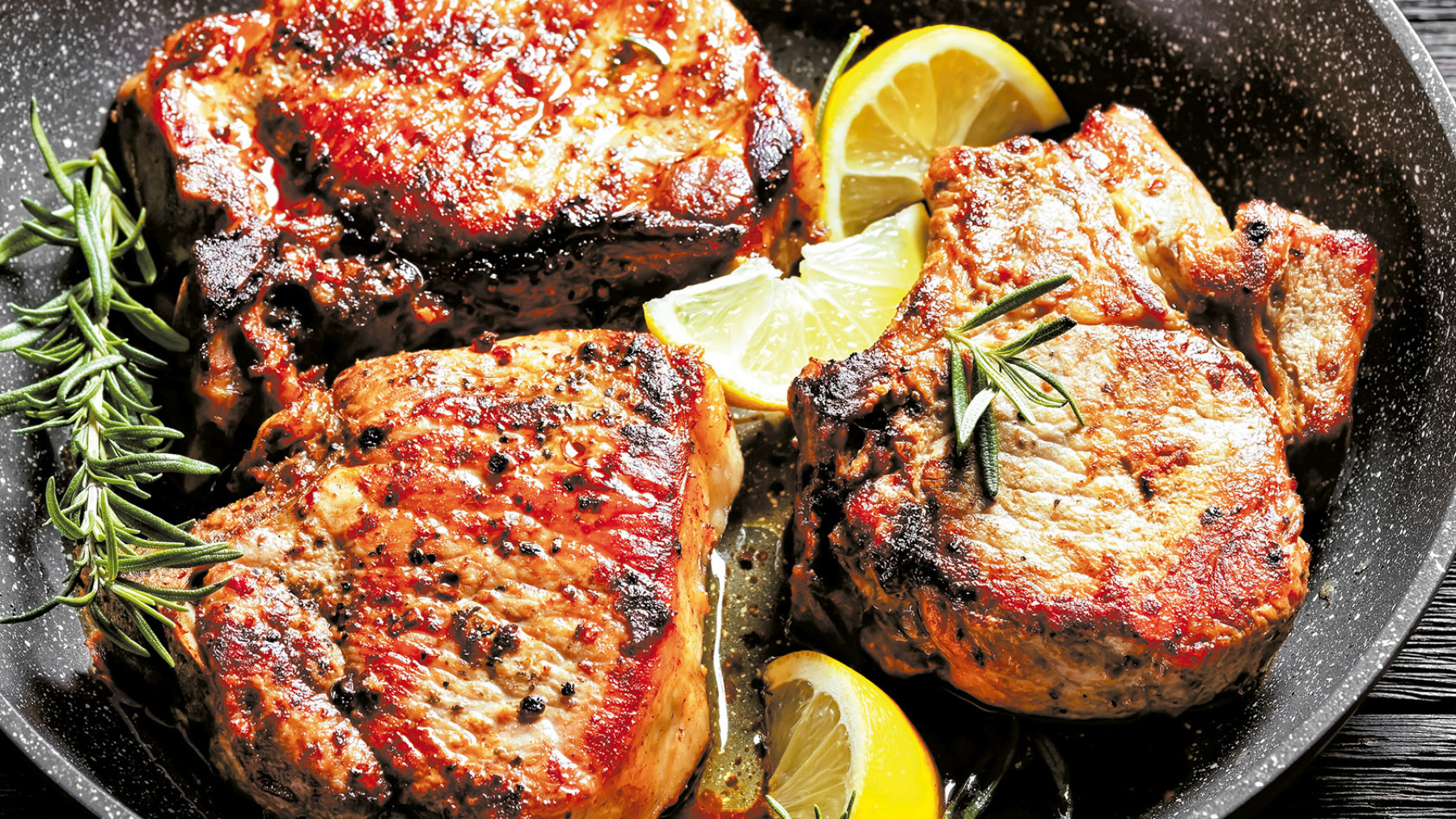 Chuletas en Salsa con Hierbas