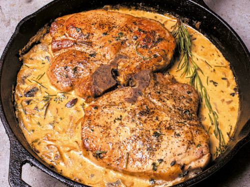 Chuleta T-Bone con Crema y Champiñones