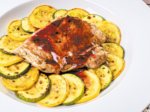 Bistec con Salsa de Vino Tinto