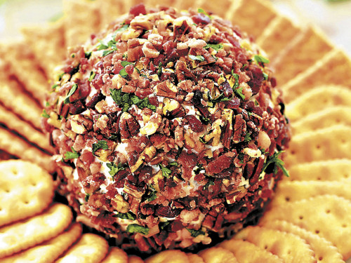 Bola de Queso con Chorizo Cervecero