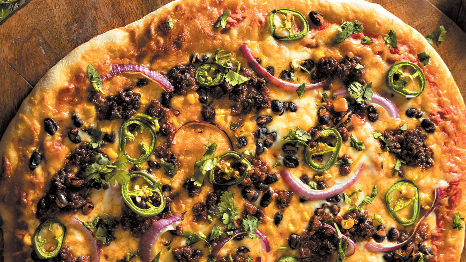 Pizza al grill con chorizo criollo
