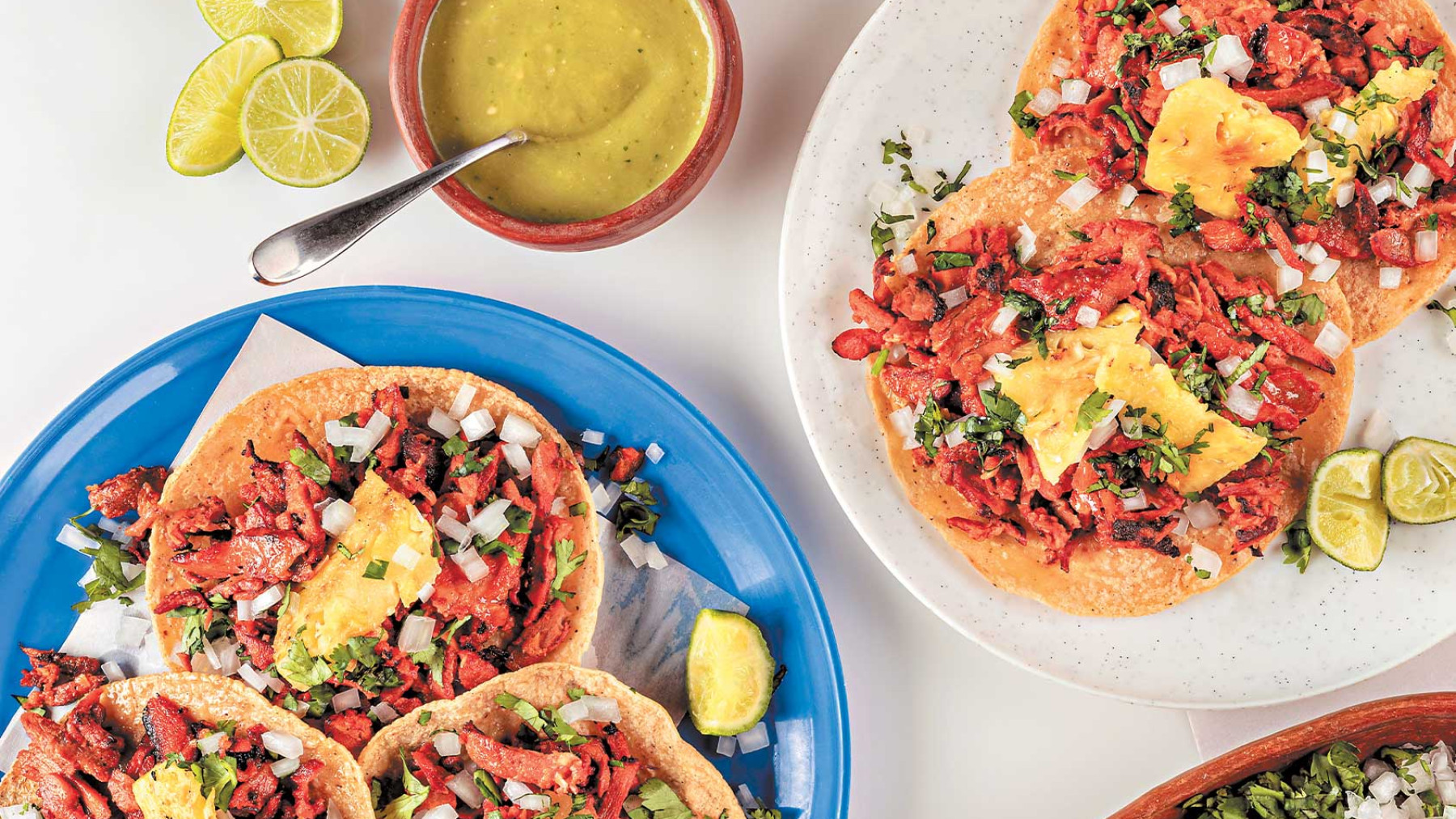 Tacos de cerdo al achiote con piña