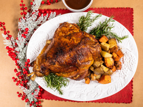 Pierna de Cerdo con hueso y gravy de mostaza-miel