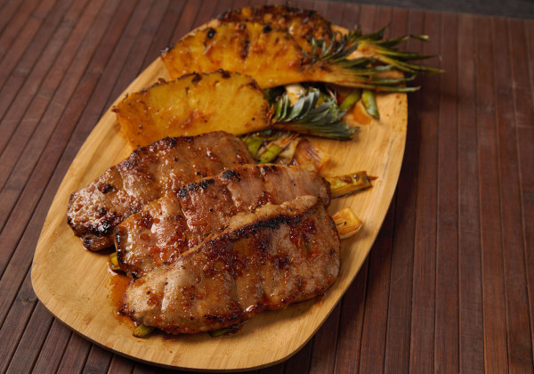 Matambre tipo Arrachera con puerro y piña