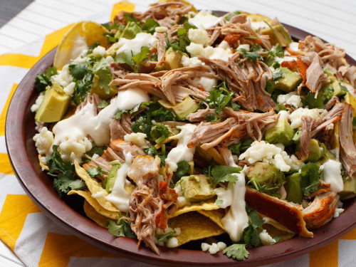 Nachos de cerdo desmechado