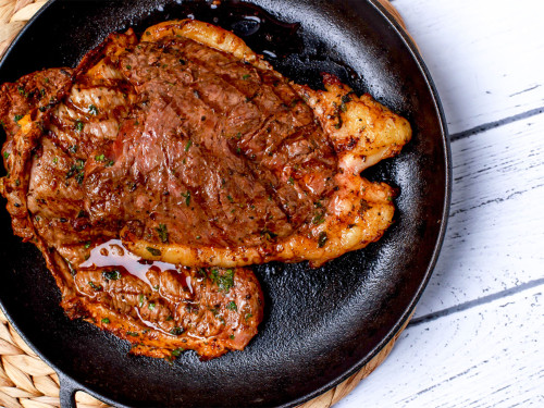Puyazo de res de TOP Beef con rub de hierbas y paprika